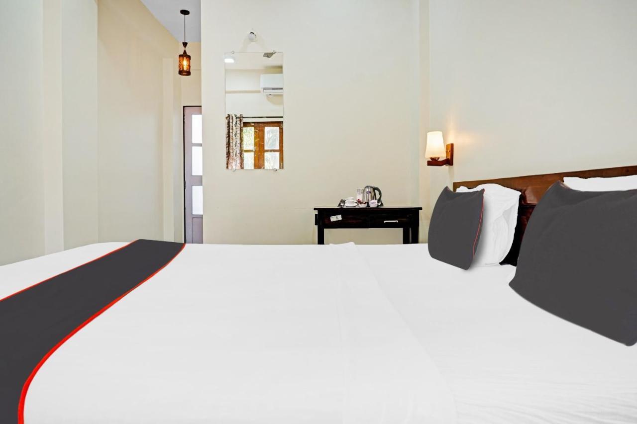 Collection O Shovi Beach View Resort Alībāg Dış mekan fotoğraf